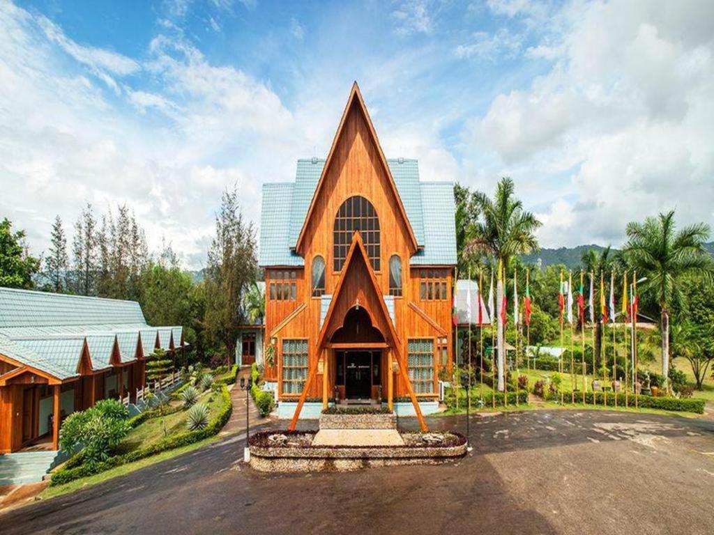 Aye Thar Yar Golf Resort Taunggyi Luaran gambar