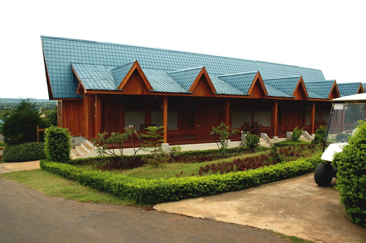 Aye Thar Yar Golf Resort Taunggyi Luaran gambar
